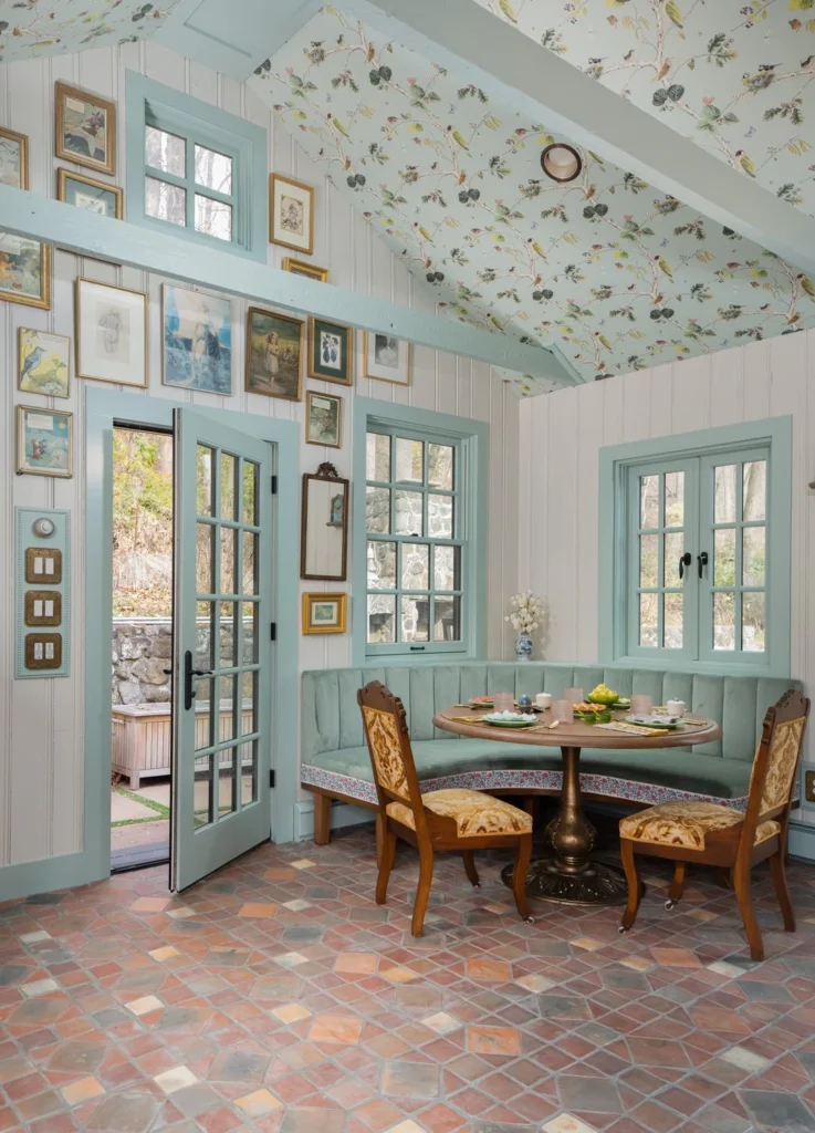 crows perch pool house interior design 3